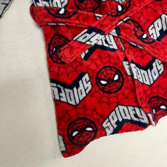 Spider-Man Robe - Picture 5 of 7
